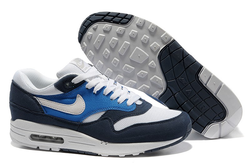 basket nike requin femme pas cher basket nike requin femme pas cher