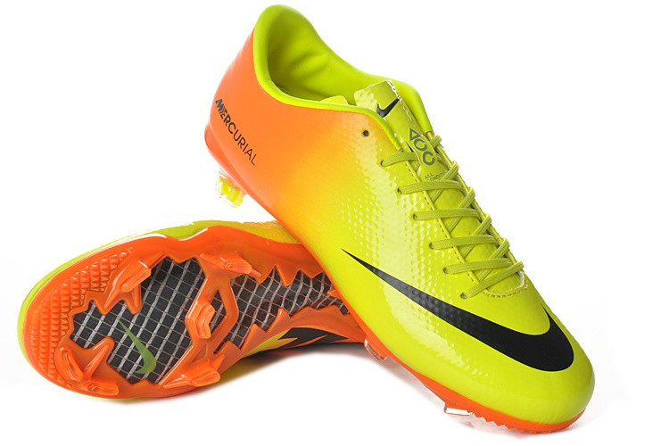 chaussure foot nike jaune