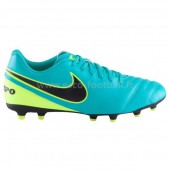 chaussures de foot nike pas cher adulte