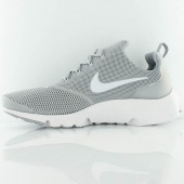 nike grise semelle marron